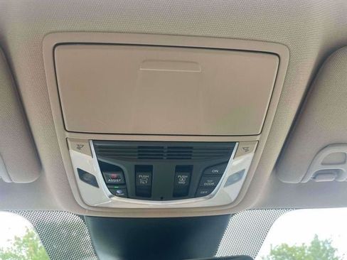 Used 2024 Acura MDX SH-AWD w/ Technology Package image 33