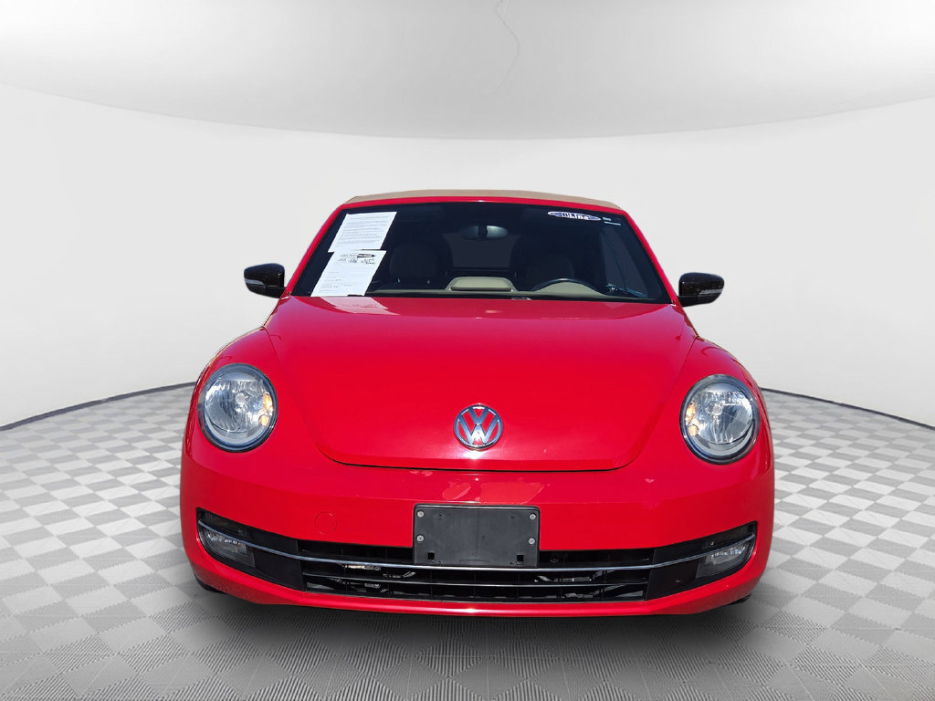 Used 2013 Volkswagen Beetle Turbo FWD image 3