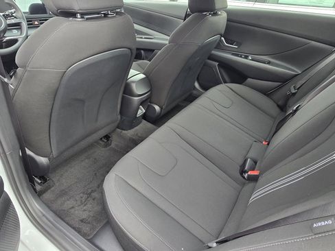 New 2026 Hyundai Elantra Blue image 15