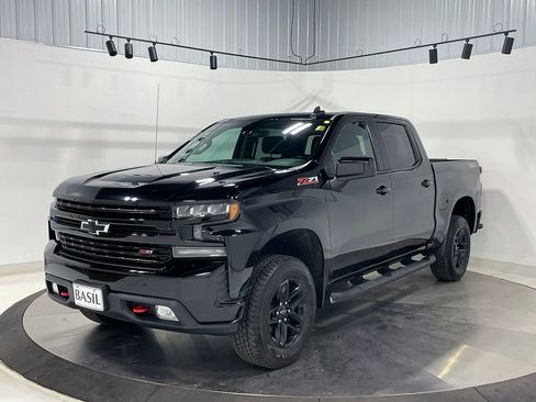 Used 2020 Chevrolet Silverado 1500 LT Trail Boss image 8