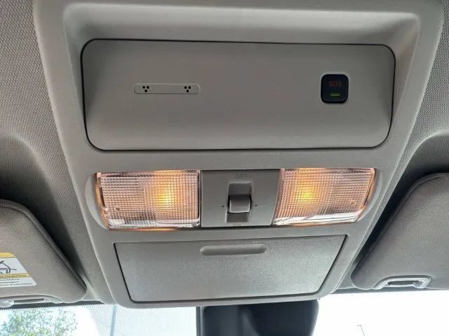 Certified 2025 Nissan Frontier SV w/ SV Convenience Package RWD image 41