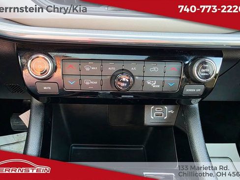 Used 2023 Jeep Compass Limited w/ Sun and Sound Group image 20