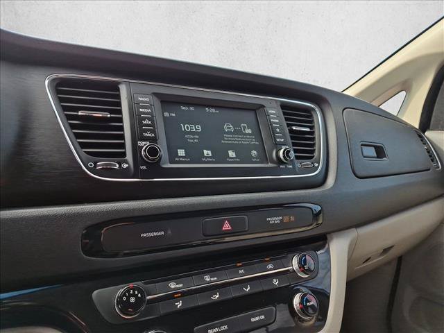 Used 2020 Kia Sedona LX FWD image 11