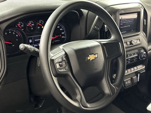 Used 2024 Chevrolet Silverado 1500 Custom image 13