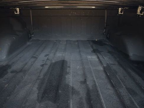 Used 2020 Jeep Gladiator Overland image 9