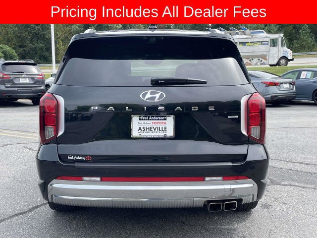 Used 2023 Hyundai Palisade Calligraphy w/ Cargo Package AWD/4WD image 4