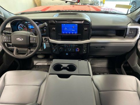 New 2026 Ford F250 XL w/ XL Chrome Package image 13