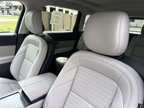New 2026 Lincoln Nautilus Reserve AWD/4WD image 21