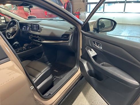 Certified 2024 Nissan Rogue SV w/ SV Premium Package image 13