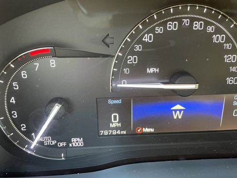 Used 2019 Cadillac XT5 FWD image 15