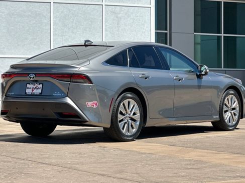 Certified 2023 Toyota Mirai w/ Advanced Technology Package RWD image 4