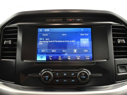 Used 2022 Ford F150 XLT image 24