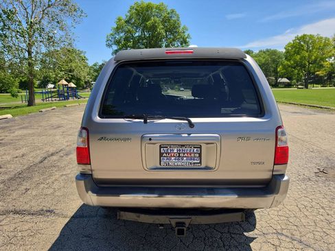 Used 2002 Toyota 4Runner SR5 AWD/4WD image 19