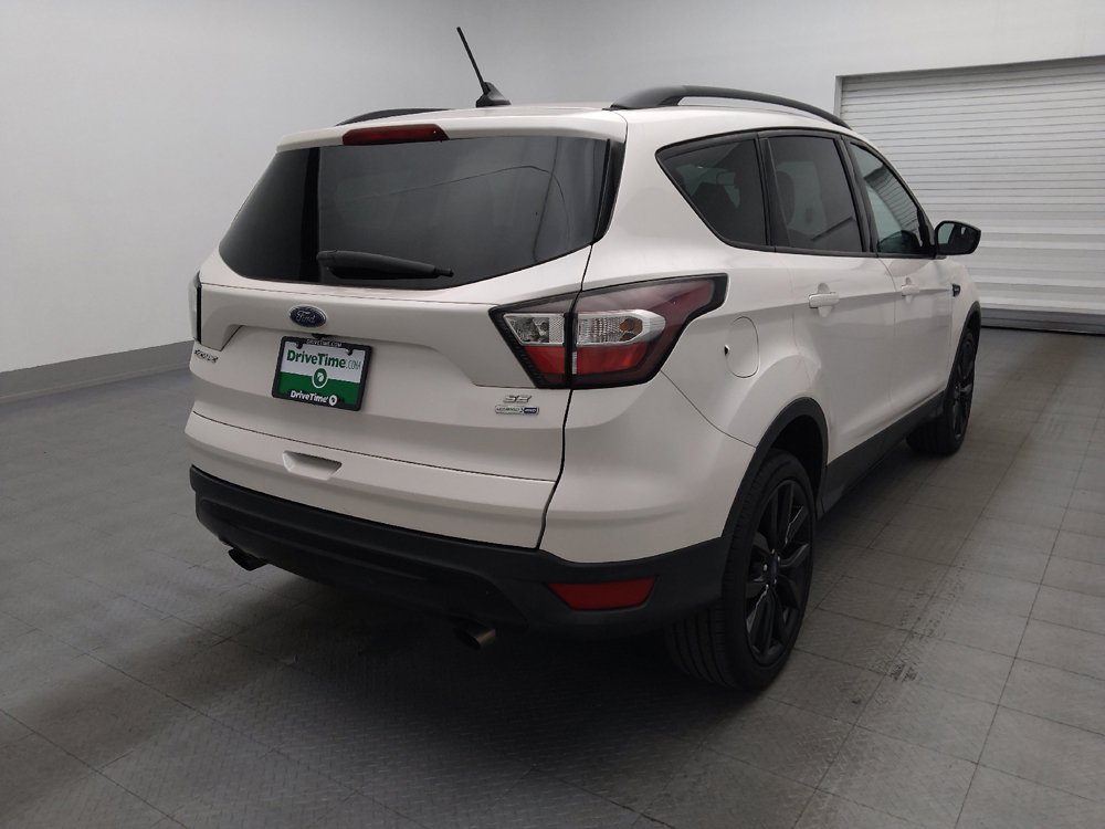Used 2018 Ford Escape SE w/ SE Sport Appearance Package AWD/4WD image 9