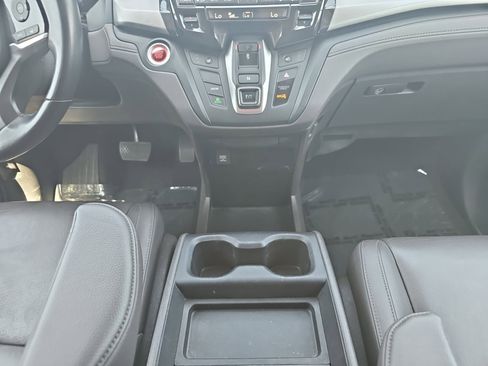 Used 2018 Honda Odyssey EX-L image 15