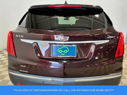 Used 2021 Cadillac XT5 Luxury w/ LPO, Floor Liner Package AWD/4WD image 5