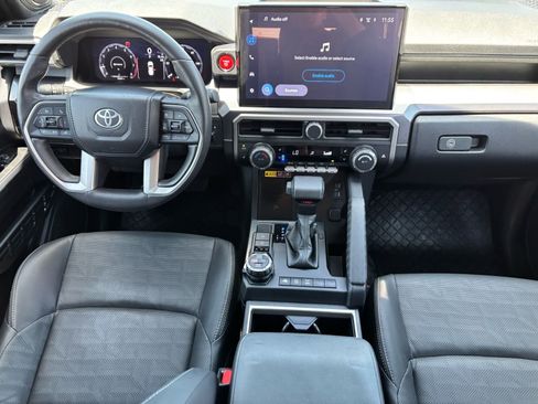 Used 2025 Toyota 4Runner TRD Off-Road Premium w/ Tow Technology Package AWD/4WD image 12