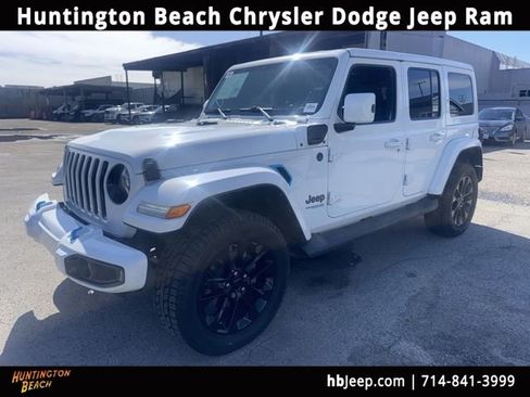 Used 2021 Jeep Wrangler Unlimited Sahara image 1