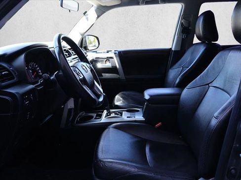 Used 2014 Toyota 4Runner SR5 RWD image 19