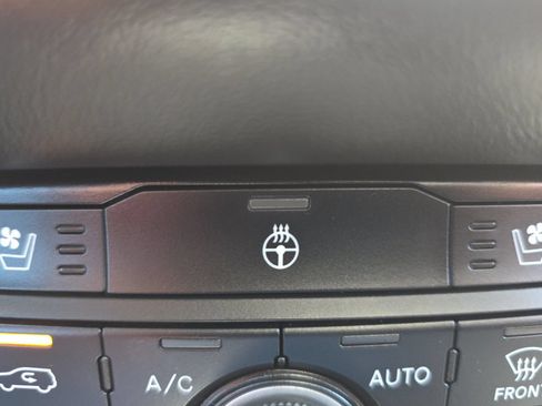 Used 2025 Dodge Durango R/T AWD/4WD image 32