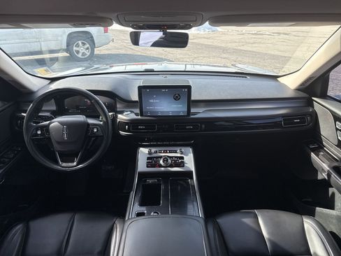 Used 2021 Lincoln Aviator AWD image 24