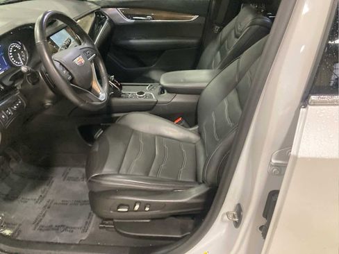 Used 2021 Cadillac XT6 Premium Luxury w/ Platinum Package image 12