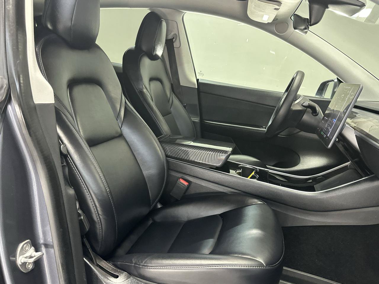 Used 2021 Tesla Model Y Long Range AWD/4WD image 15