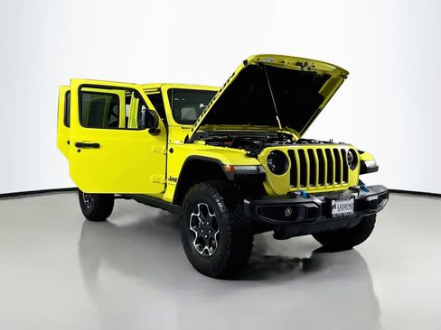 Used 2023 Jeep Wrangler Unlimited Rubicon 4xe w/ Cold Weather Group AWD/4WD image 28