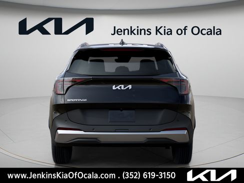 New 2026 Kia Sportage EX FWD image 4