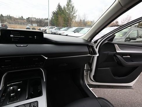 Used 2024 MAZDA CX-90 3.3 Turbo w/ Preferred Plus image 31