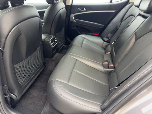 Used 2026 Genesis G70 2.5T RWD image 33