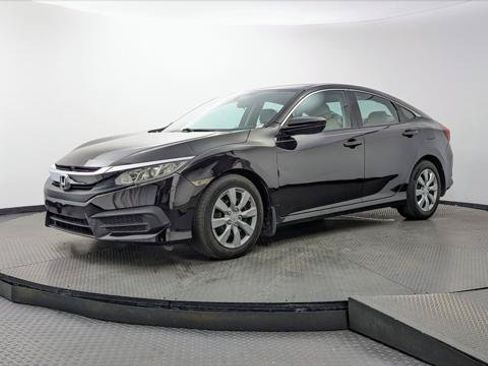 Used 2016 Honda Civic LX image 2