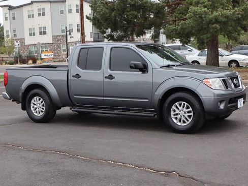 Used 2017 Nissan Frontier SV w/ SV Value Truck Package AWD/4WD image 2