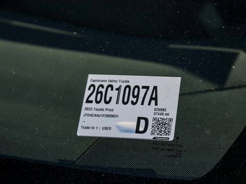 Certified 2023 Toyota Prius XLE image 27