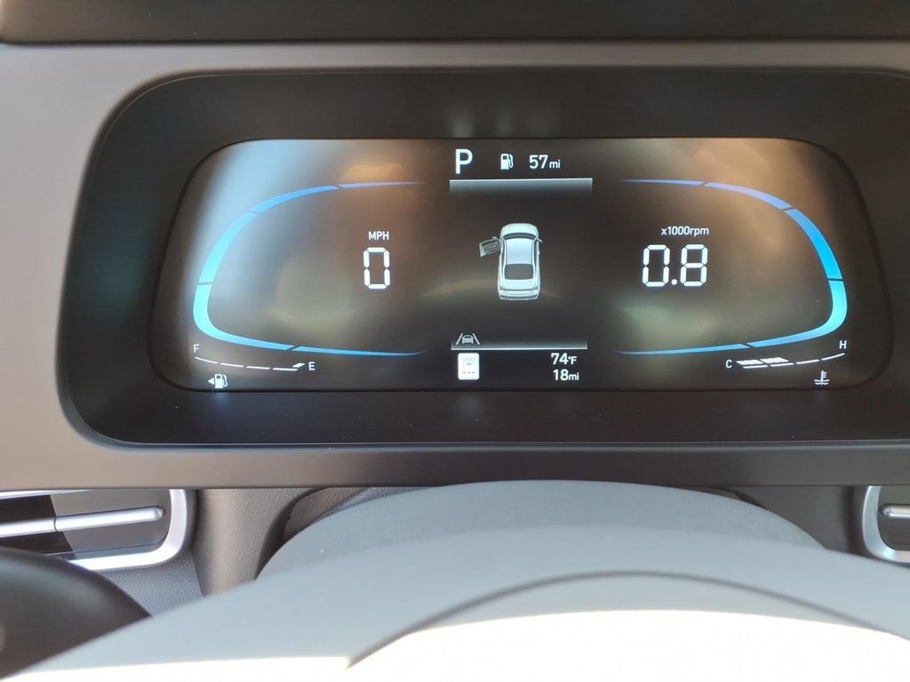 Certified 2026 Hyundai Elantra SEL Sport FWD image 17
