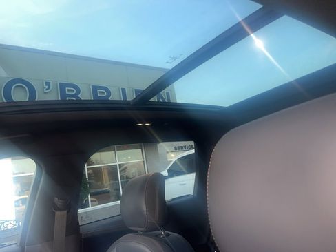 Used 2024 Lincoln Nautilus Reserve w/ Equipment Group 202A image 19