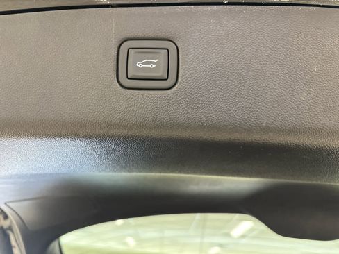 Used 2024 Chevrolet Blazer Premier w/ Enhanced Convenience Package image 14