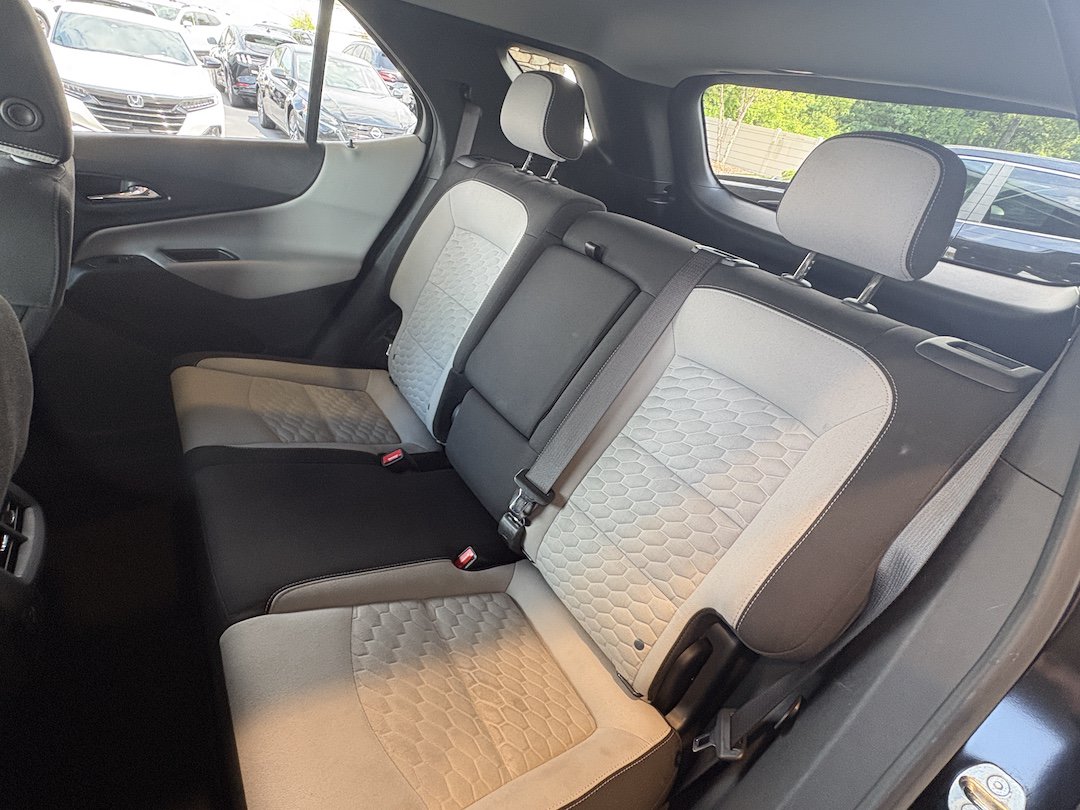 Used 2021 Chevrolet Equinox LS w/ LS Convenience Package FWD image 24