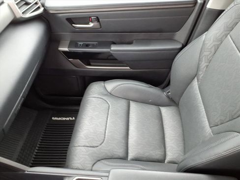 Used 2022 Toyota Tundra Limited w/ TRD Off-Road Package image 34