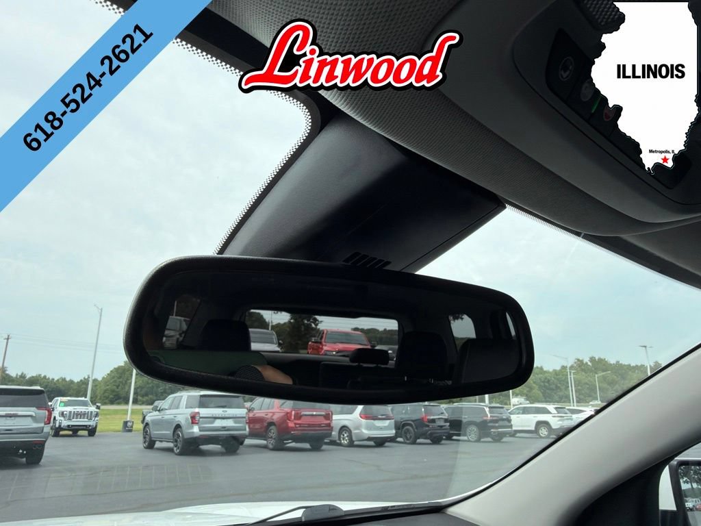 Used 2023 GMC Acadia SLT w/ Preferred Package FWD image 30