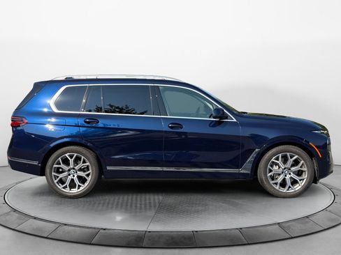 Used 2026 BMW X7 xDrive40i AWD/4WD image 8