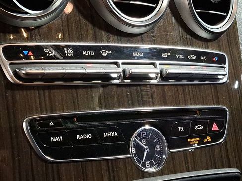 Used 2018 Mercedes-Benz C 300 4MATIC Sedan image 13