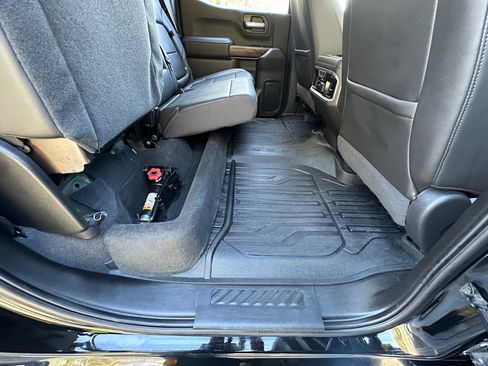 Used 2019 GMC Sierra 1500 SLT w/ SLT Premium Plus Package image 40