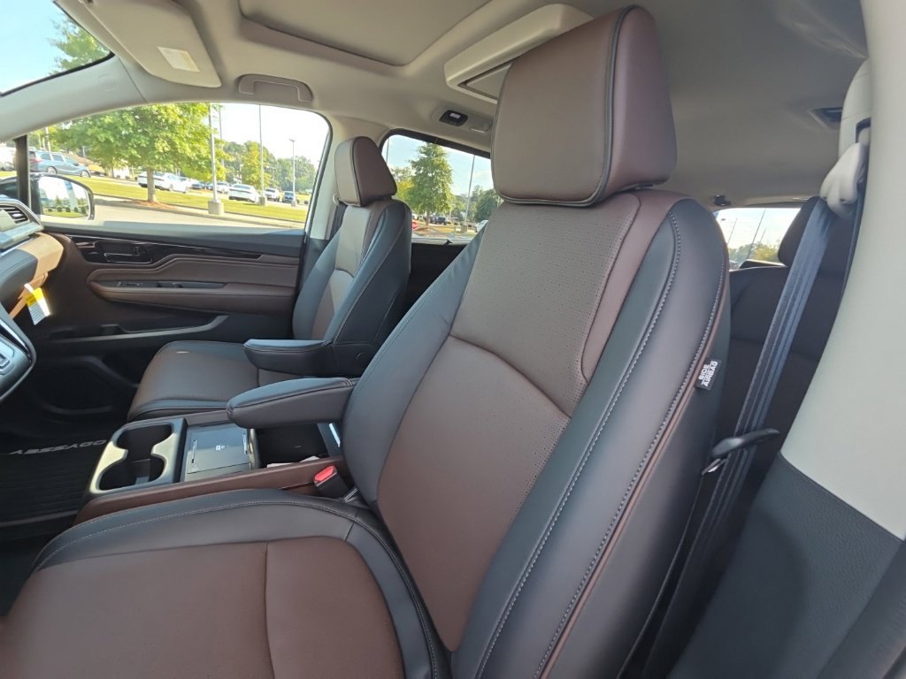 New 2027 Honda Odyssey Elite image 28