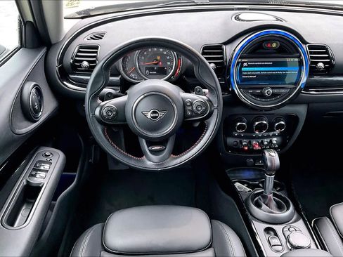 Used 2019 MINI Cooper Clubman S image 5