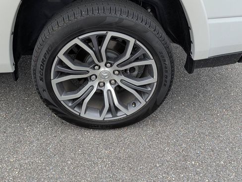 Used 2026 RAM 1500 Tungsten AWD/4WD image 19