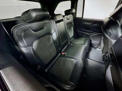 Used 2022 Jeep Grand Cherokee Altitude image 25