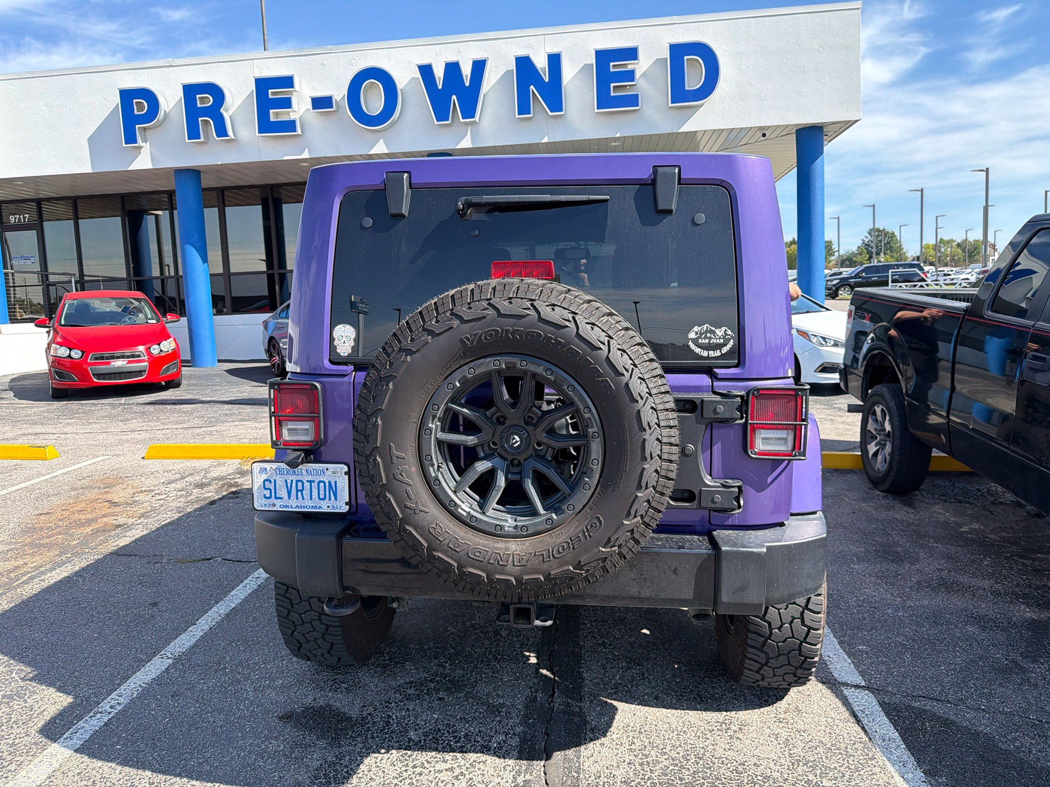 Used 2018 Jeep Wrangler Unlimited Sahara AWD/4WD image 4