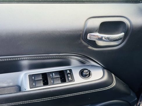 Used 2014 Jeep Compass Latitude image 16