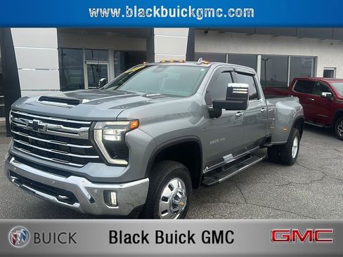 Used 2024 Chevrolet Silverado 3500 LTZ w/ LTZ Plus Package image 1